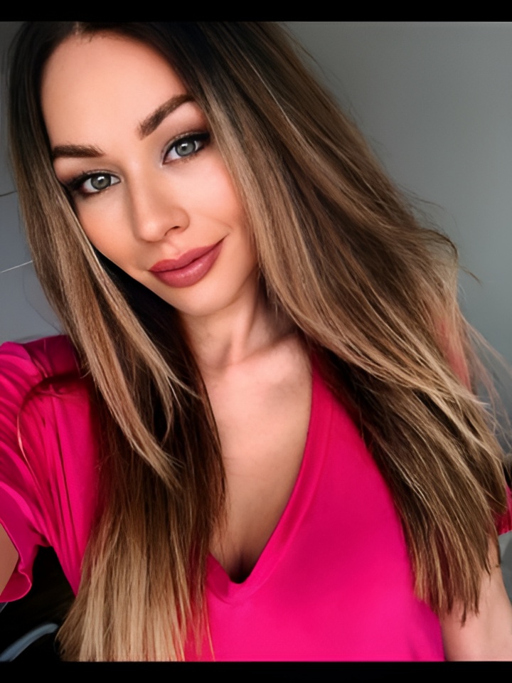 Ирина привлекальеная девушка из Вознесеновки цена от 5000 руб