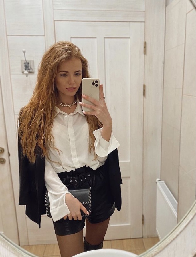 🎥 Оксана привлекальеная девушка из Вознесеновки цена от 7000 руб