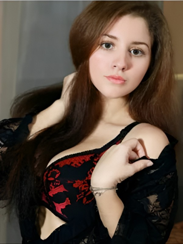Анюта привлекательная девушка из Вознесеновки цена от 10000 руб
