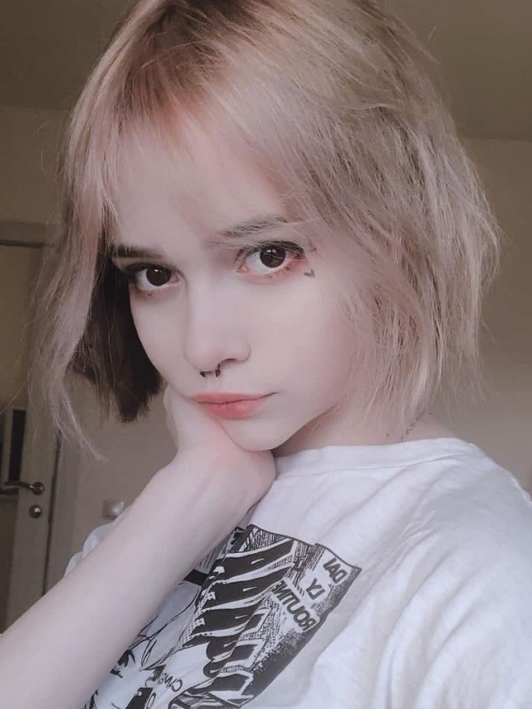 Лиза привлекательная девушка из Вознесеновки цена от 3000 руб