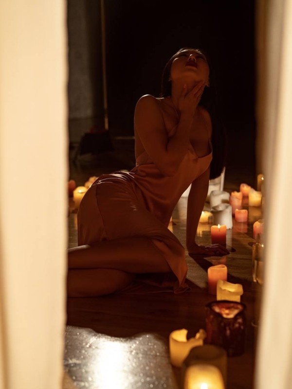 Тоня привлекательная девушка из Вознесеновки цена от 7000 руб